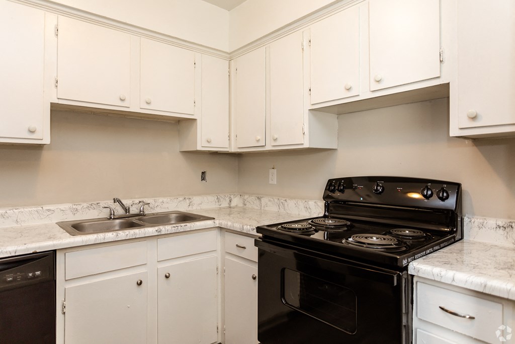 Tanglewood Apartments, 3200 Dalecrest Dr, Charlotte, NC RentCafe